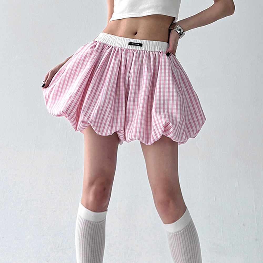 pink gingham balloon skirt